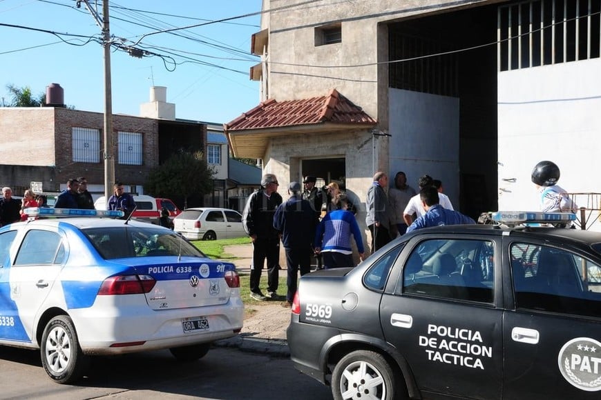 ELLITORAL_197894 |  El Litoral El 30 de septiembre de 2015,  El Pelado  (como lo llamaban sus íntimos) fue hallado asesinado, en el interior de su departamento ubicado en 12 de Infantería 2100, en barrio Guadalupe.