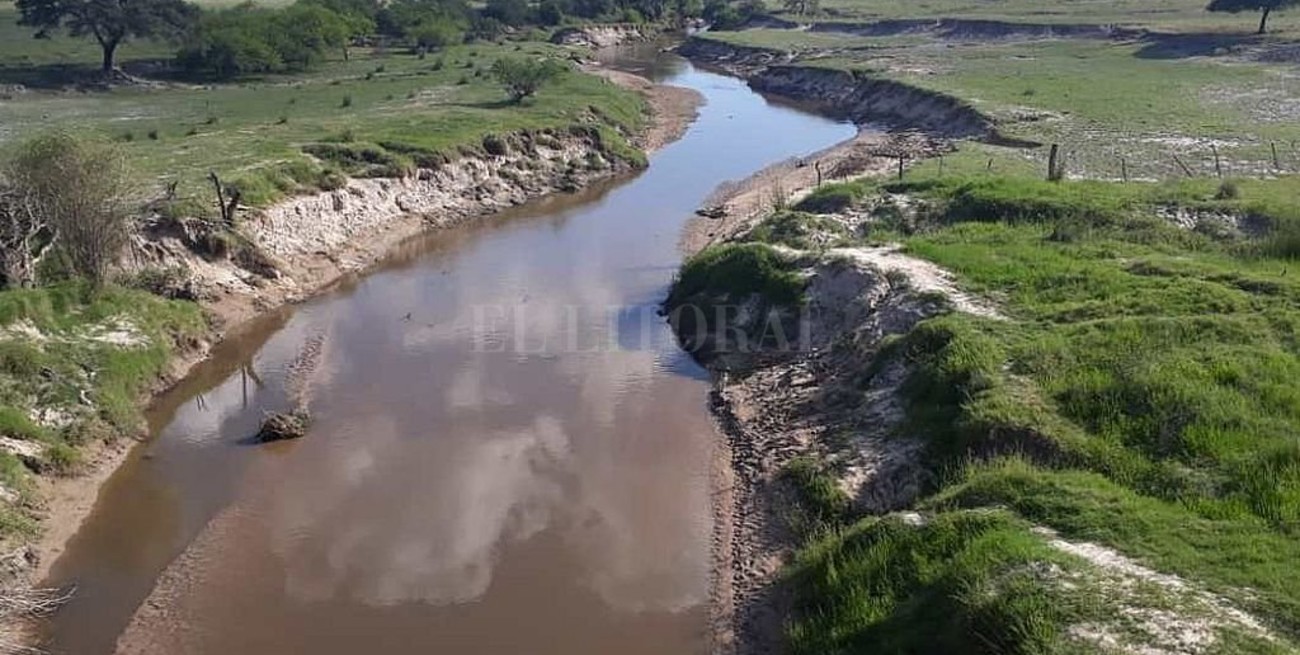 Hallaron a una adolescente muerta en el arroyo El Toba