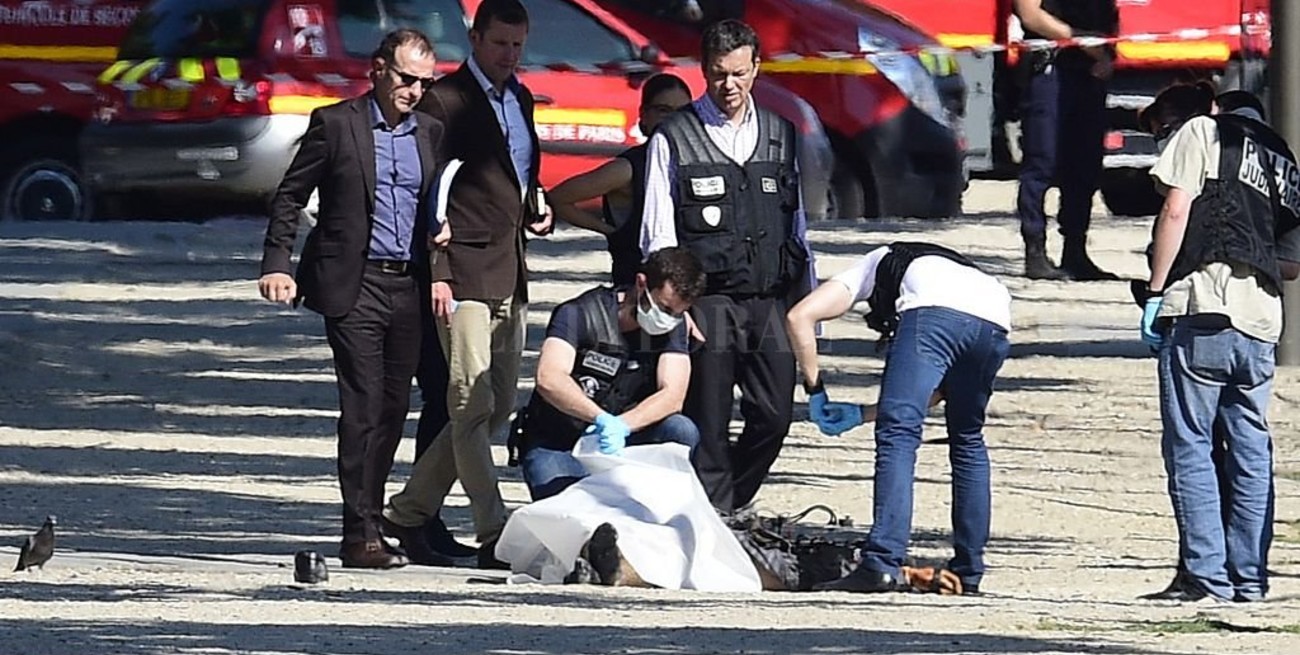 Se produjo un nuevo atentado en París y el único muerto fue el atacante