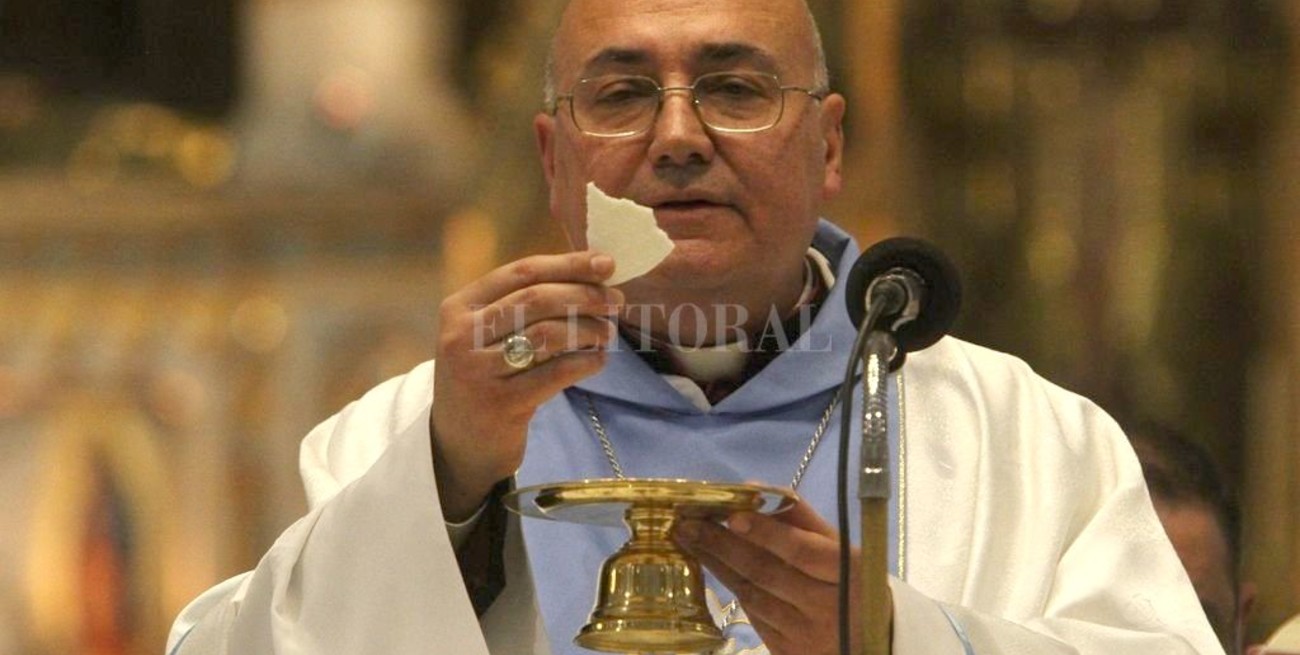 "Empezamos a caminar juntos", dijo  Fenoy al asumir como nuevo arzobispo