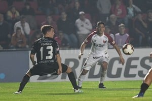 José Almeida Rodrigo Aliendro hizo poco, aunque sus antecedentes le dan un alto grado de confiabilidad en que va a alcanzar de a poco el buen nivel que tuvo en Atlético Tucumán.