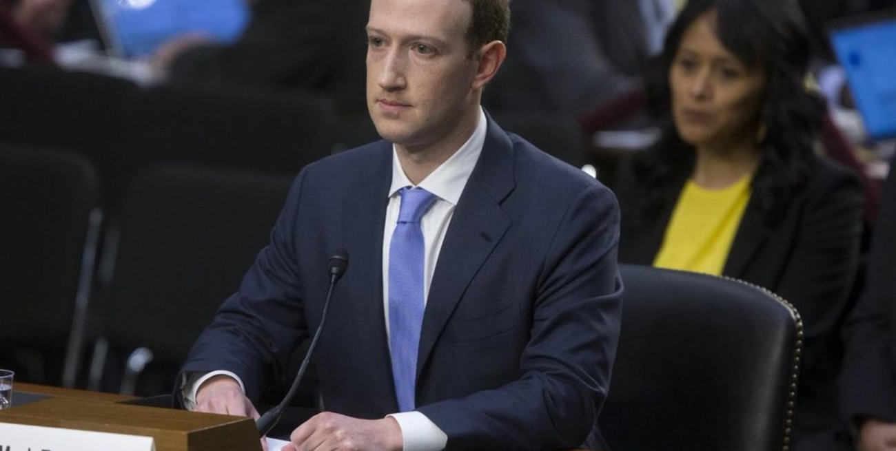 Zuckerberg asumió la responsabilidad ante el Senado de Estados Unidos