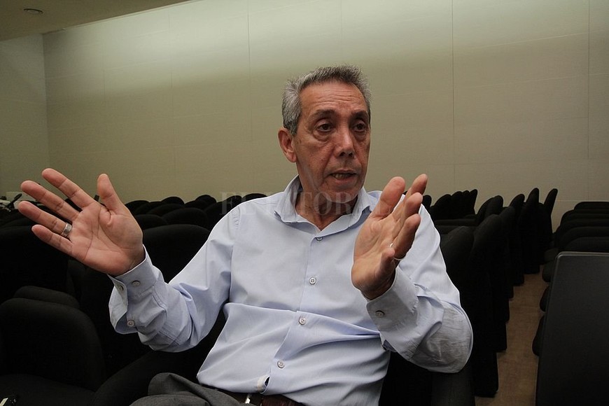 ELLITORAL_291032 |  Mauricio Garín Estamos saturados en la demanda, porque creo que este servicio brindó mucha contención, ante el miedo de la gente. Se atienden llamados de toda la provincia, e incluso hemos tenido llamadas internacionales , dijo Prieto.