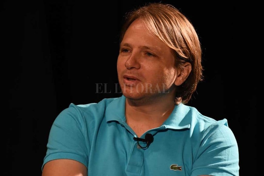 ELLITORAL_279744 |  Guillermo Di Salvatore Schiliuk está a cargo .-según detalle- de  uno de los sistemas para enfriamiento en emergencia. Lo he diseñado completamente y este año he completado la preparación para first plasma .