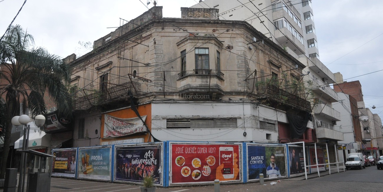 Comercios y el Centro Checo, el plan de restauración para la "Casa Tons"