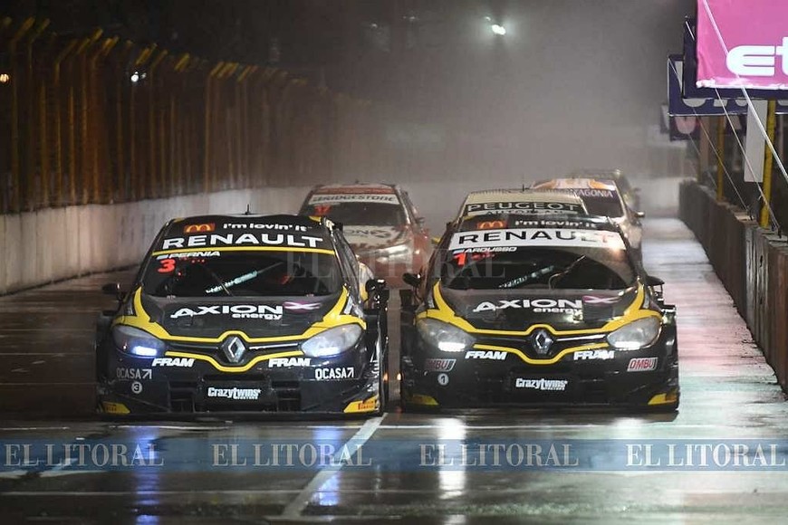 ELLITORAL_221574 |  José Almeida Pernía y Ardusso en el duelo de los Renault.