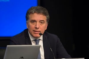 ELLITORAL_244642 |  Archivo zzzznacp2 NOTICIAS ARGENTINAS BAIRES OCTUBRE 22 - El ministro de Hacienda, Nicolás Dujovne, informa  los resultados de las cuentas públicas de septiembre pasado, en medio de las negociaciones por el acuerdo con el FMI.FOTO NA zzzz