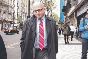 ELLITORAL_237990 |  Gentileza Roberto Cardarelli, el economista italiano del FMI al frente del  caso argentino