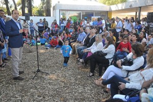 Flavio Raina El intendente encabezó el acto, junto al diputado nacional Albor Cantard, y parte del gabinete municipal.