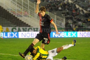 Archivo El Litoral Germán Conti y una situación que parecía allanada y que ahora, por estas cuestiones que tiene el fútbol, se ha entorpecido y llenado de dudas. En Colón, dicen que se va a vender, pero...