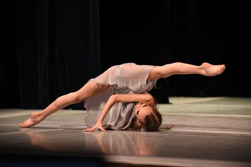ELLITORAL_181943 |  Gentileza Tatiana Chmaruk En acción. La niña baila en la presentación del certamen Danzamérica. Este año estará en las marquesinas de este evento de nivel internacional.