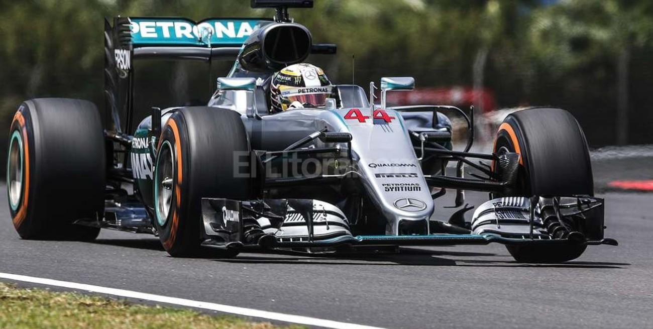 Hamilton saldrá desde la "pole" en Malasia