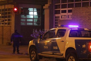 Archivo El Litoral El joven baleado ingresó al hospital Cullen en condición crítica y poco después se produjo su deceso.