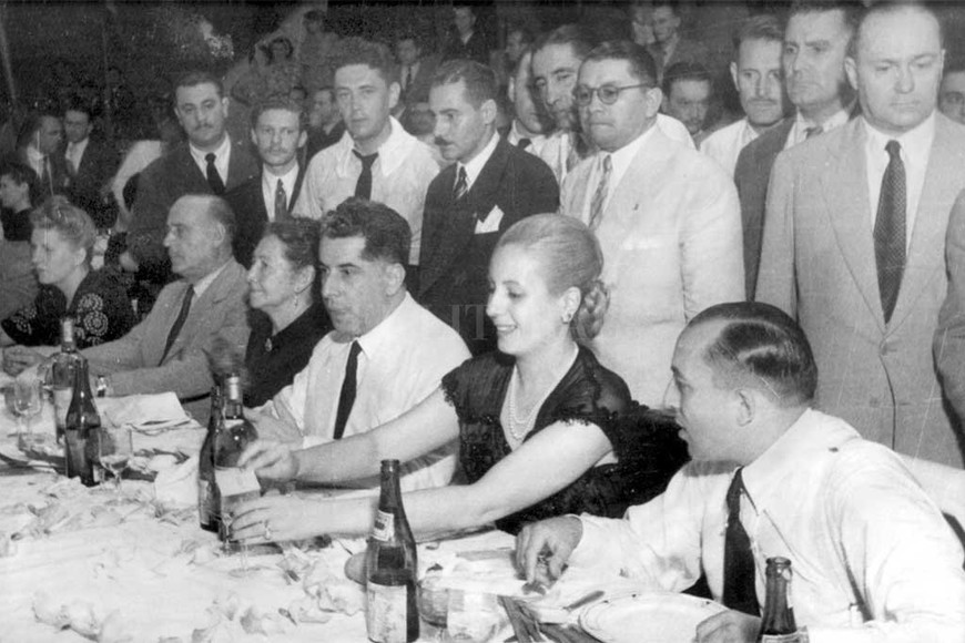 ELLITORAL_246427 |  Archivo El Litoral Cena ofrecida a Eva Perón en el club Unión.