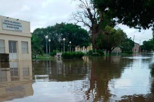 ELLITORAL_232708 |  Gentileza Las calles de María Susana con mucha agua