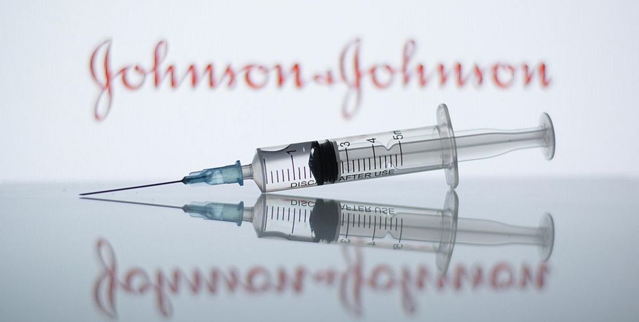 Johnson & Johnson pidió la autorización para el uso de emergencia de su vacuna contra el coronavirus