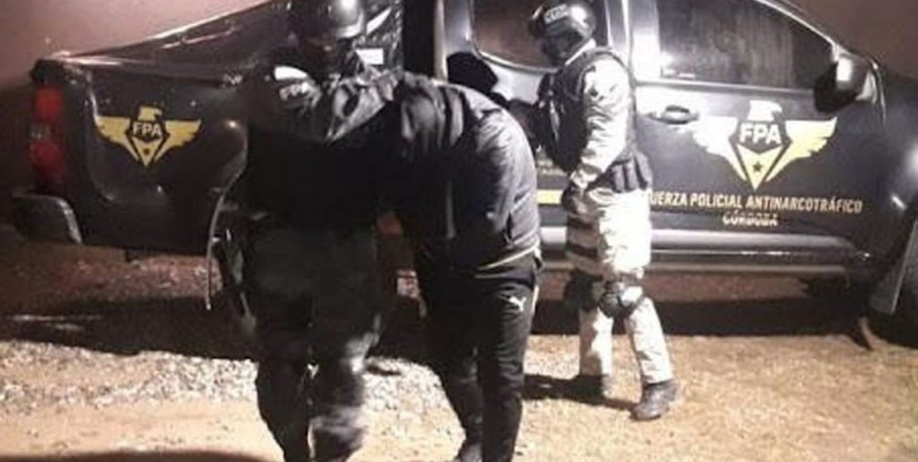 Detienen en Córdoba a un policía retirado por liderar una banda narco