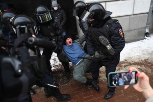 ELLITORAL_353294 |  Gentileza La Defensoría del Pueblo por el momento solo confirmó 120 arrestos en la capital, según la agencia de noticias Sputnik.