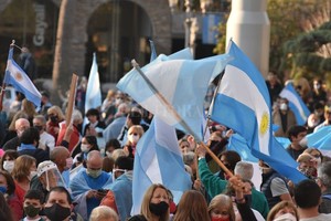 Mauricio Garín Banderazo en la ciudad de Santa Fe