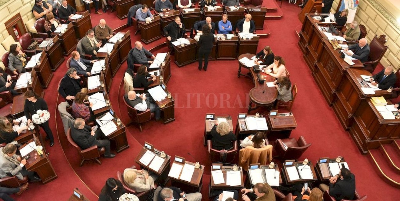 Nuevo intento de Diputados ante Senado por tres proyectos de ley