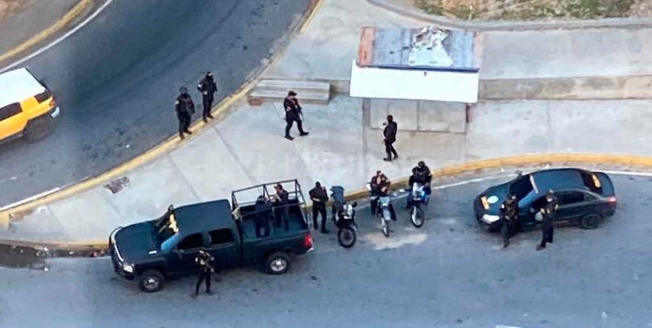 Guaidó denunció que fuerzas del régimen de Maduro rodearon su casa