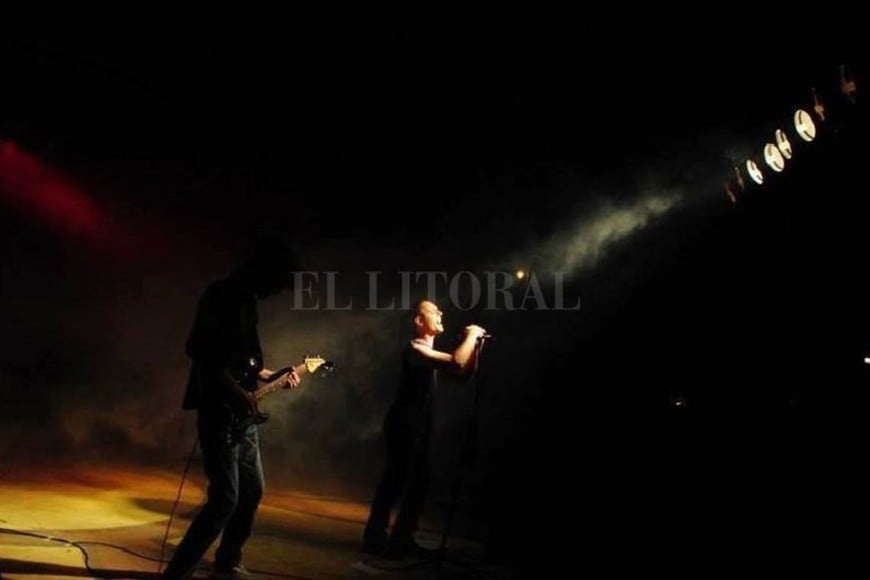 ELLITORAL_240239 |  Archivo El Litoral / Gentileza producción La experiencia y trayectoria hacen de Dr. Ricota una de las bandas tributo de mejor performance artística en lo concerniente al espectáculo que brinda.