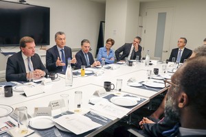 ELLITORAL_223872 |  Télam El presidente Mauricio Macri recibió esta mañana a un grupo de inversores en una reunión que se realizó en las oficinas del Financial Times, en la ciudad de Nueva York.