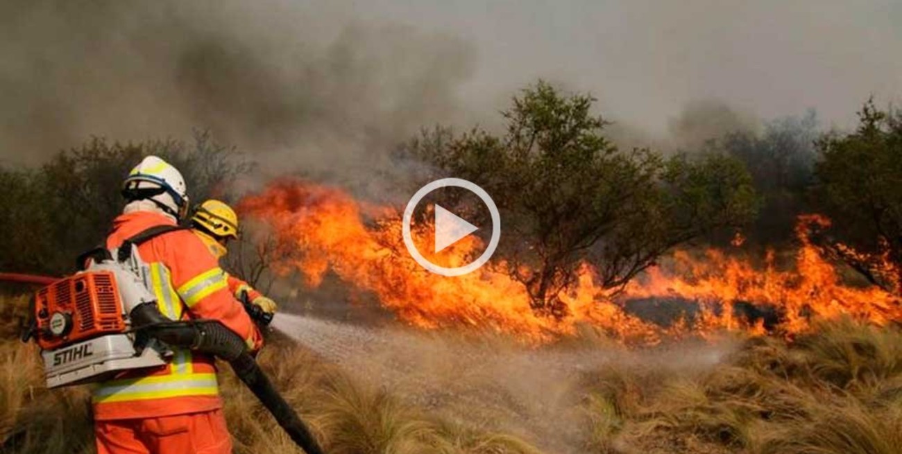 Las sierras de Córdoba resisten: hace una semana comenzaron los incendios
