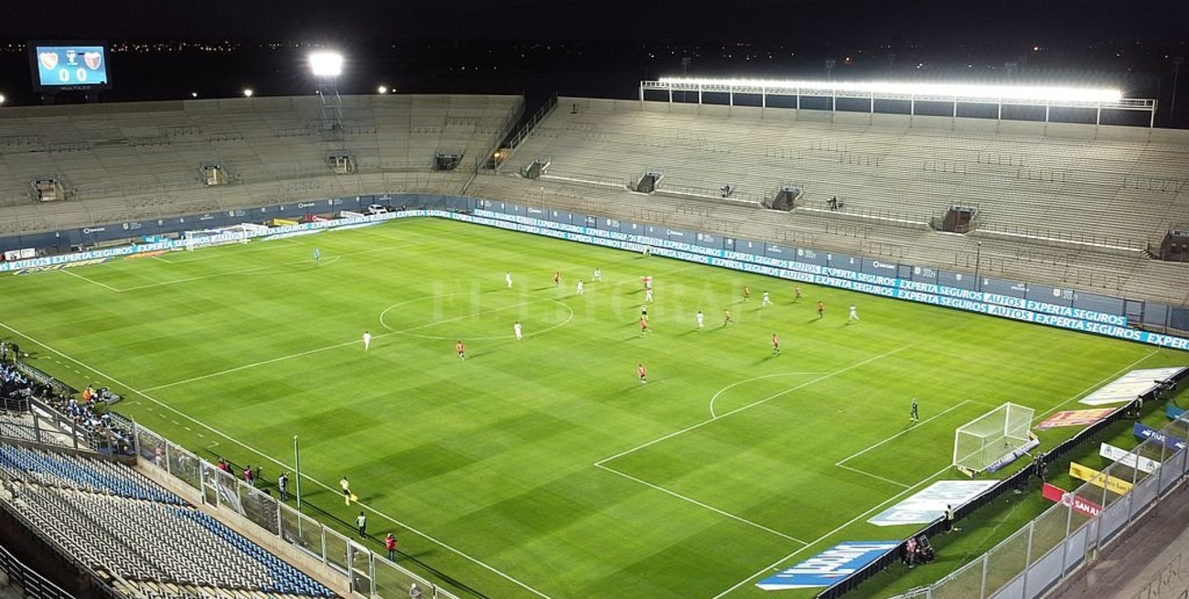 Colón-Independiente: las mejores imágenes de la semifinal