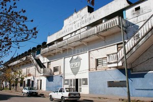 ELLITORAL_230782 |  Archivo El Litoral Muchos de los incidentes se dieron en los alrededores del tradicional club Gimnasia y Esgrima, como también en otras zonas.