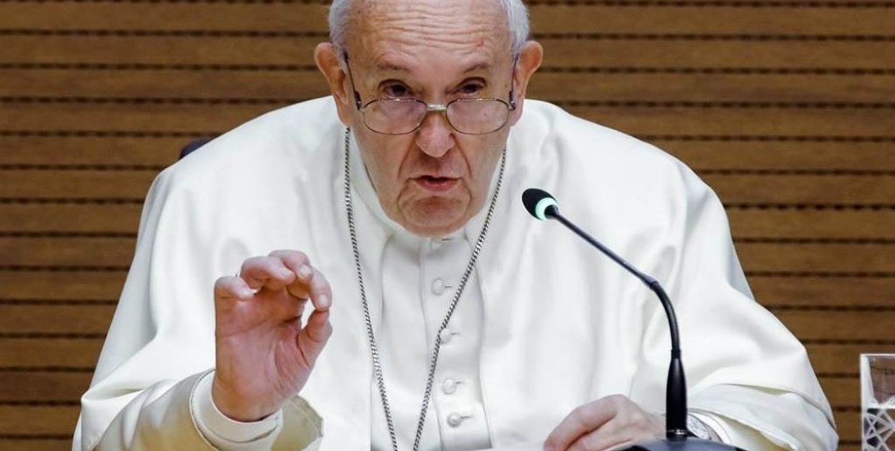 El Papa Francisco denunció que la humanidad está "al límite" y pidió a los políticos decir "la verdad"
