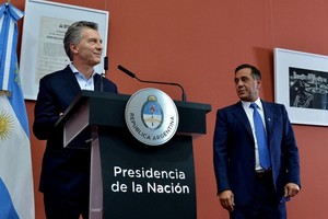 ELLITORAL_226637 |  Internet Mauricio Macri y el ministro de Educación, Alejandro Finocchiaro.