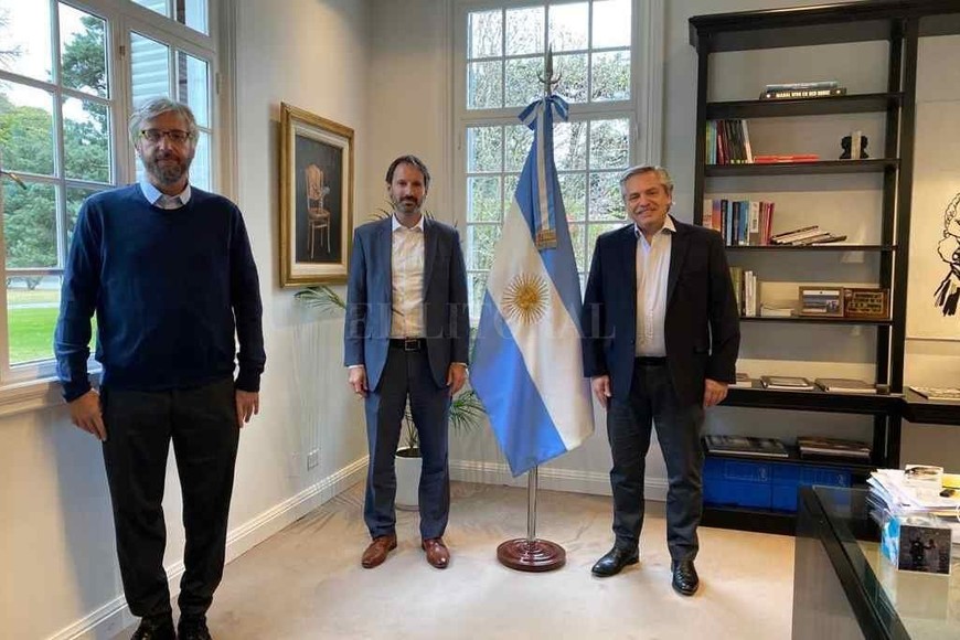 ELLITORAL_314156 |  NA Anuncio. El presidente Alberto Fernández recibió el sábado pasado a los representantes de Pfizer y la Fundación Infant, quienes informaron sobre los avances de la investigación y anunciaron las pruebas en Argentina.