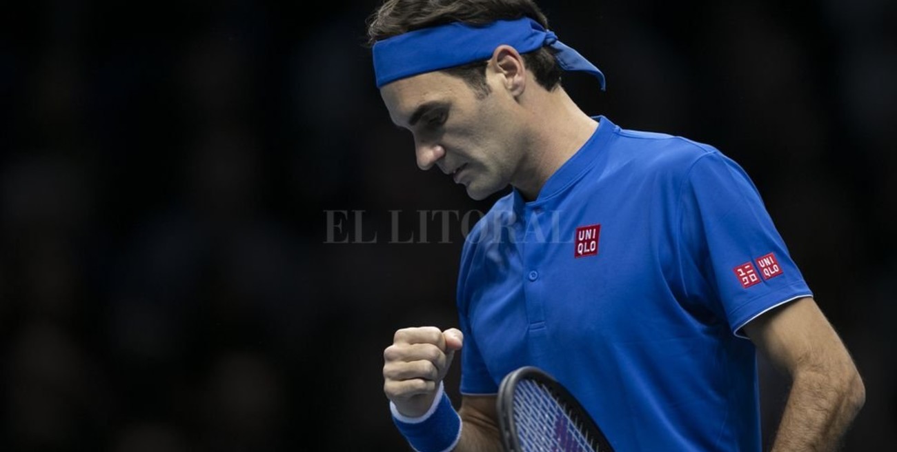 Federer venció a Anderson y avanzó a las semifinales del Masters de Londres