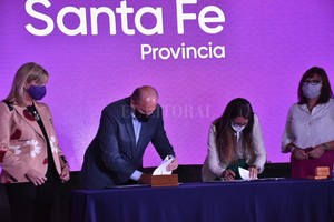 Pablo Aguirre Perotti y Gómez Alcorta encabezaron el acto en El Molino.