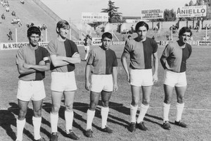 ELLITORAL_316138 |  Archivo El Litoral Córdoba, Mottura, Di Meola, Gustavo Ripke y Velázquez. Salvo Mottura ?que integraba el plantel pero no jugó aquél encuentro? y Ripke, los otros tres fueron titulares en ese encuentro de hace 50 años ante Estudiantes.