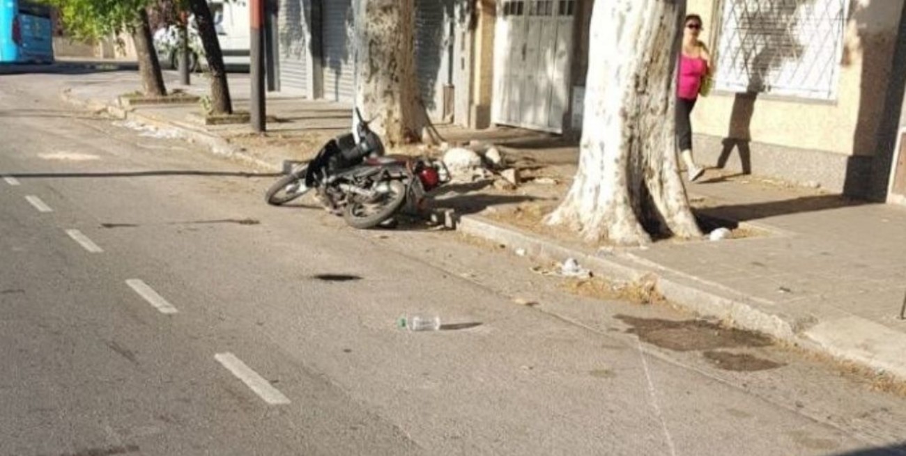 Murió una mujer en Rosario tras ser atropellada por una moto