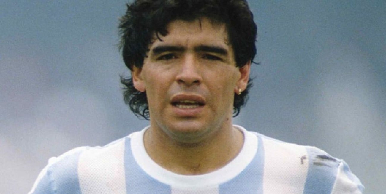 Los clubes del fútbol argentino saludaron a Maradona