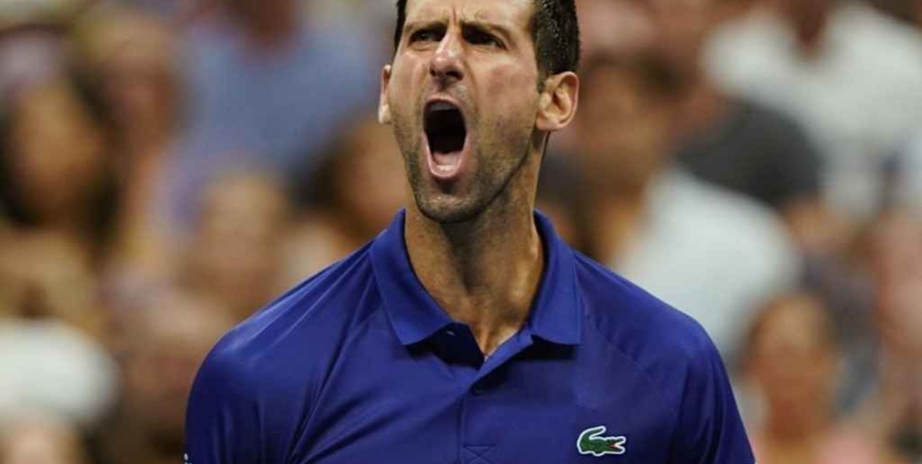 Novak Djokovic accedió a los cuartos de final del US Open tras remontar el encuentro ante Brooksby 