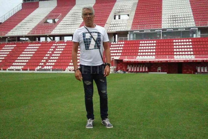 ELLITORAL_398127 |  Archivo El  Pepe  Castro en una de sus visitas a Unión.