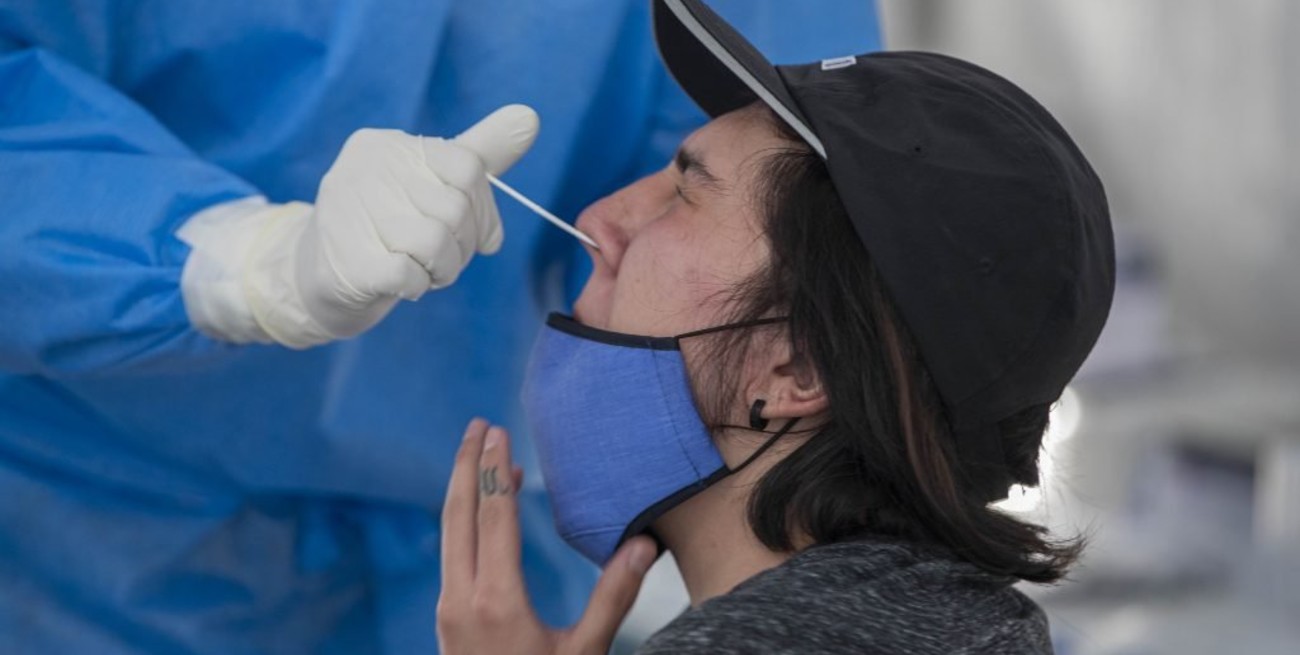 El 50% de los hisopados realizados por Iapos en Rosario y Santa Fe dieron positivo