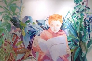 Gentileza Municipalidad de Santa Fe Púrpura expone  Princesa-dragón , una obra en acuarela, tinta para seda y lápiz de color sobre papel de Laura Echenique.