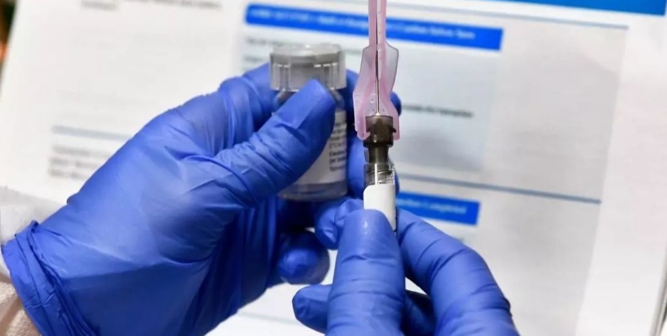 Moderna investiga un lote de vacunas tras varias reacciones alérgicas en California