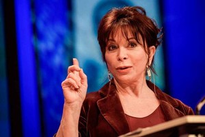 ELLITORAL_333640 |  Internet Isabel Allende.  El pueblo dijo basta de financiamientos irregulares, de una clase política que parece demasiado autocomplaciente , expresó.