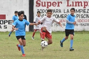 ELLITORAL_366877 |  Flavio Raina Los niños y jóvenes disfrutaron de un día a pleno fútbol.