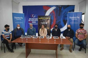 Flavio Raina Los expositores, en la conferencia de prensa concretada este viernes en nuestra capital.