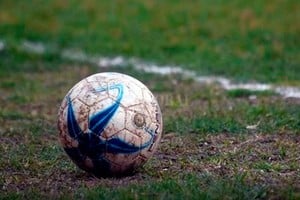 ELLITORAL_412844 |  El Litoral Lluvia y suspensión. El recorrido por los distintos estadios determinó que la fecha se suspenda para preservar los campos de juego y la integridad física de los jugadores.