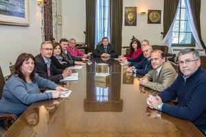 Prensa UNL Reunión del rector de la UNL y los decanos de las facultades.