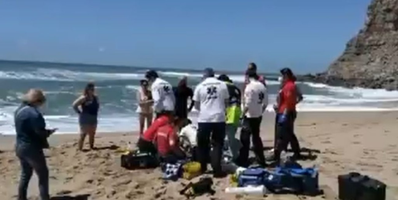 Falleció un turista inglés que intentó salvar a sus dos hijas de morir ahogadas en una playa de Portugal