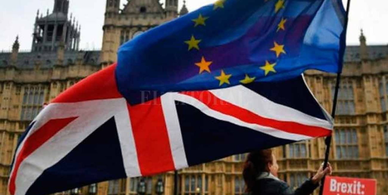 Parlamento británico descartó prorrogar el Brexit